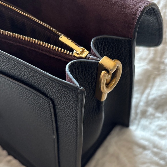 Coach Tabby - Picture 9 of 12